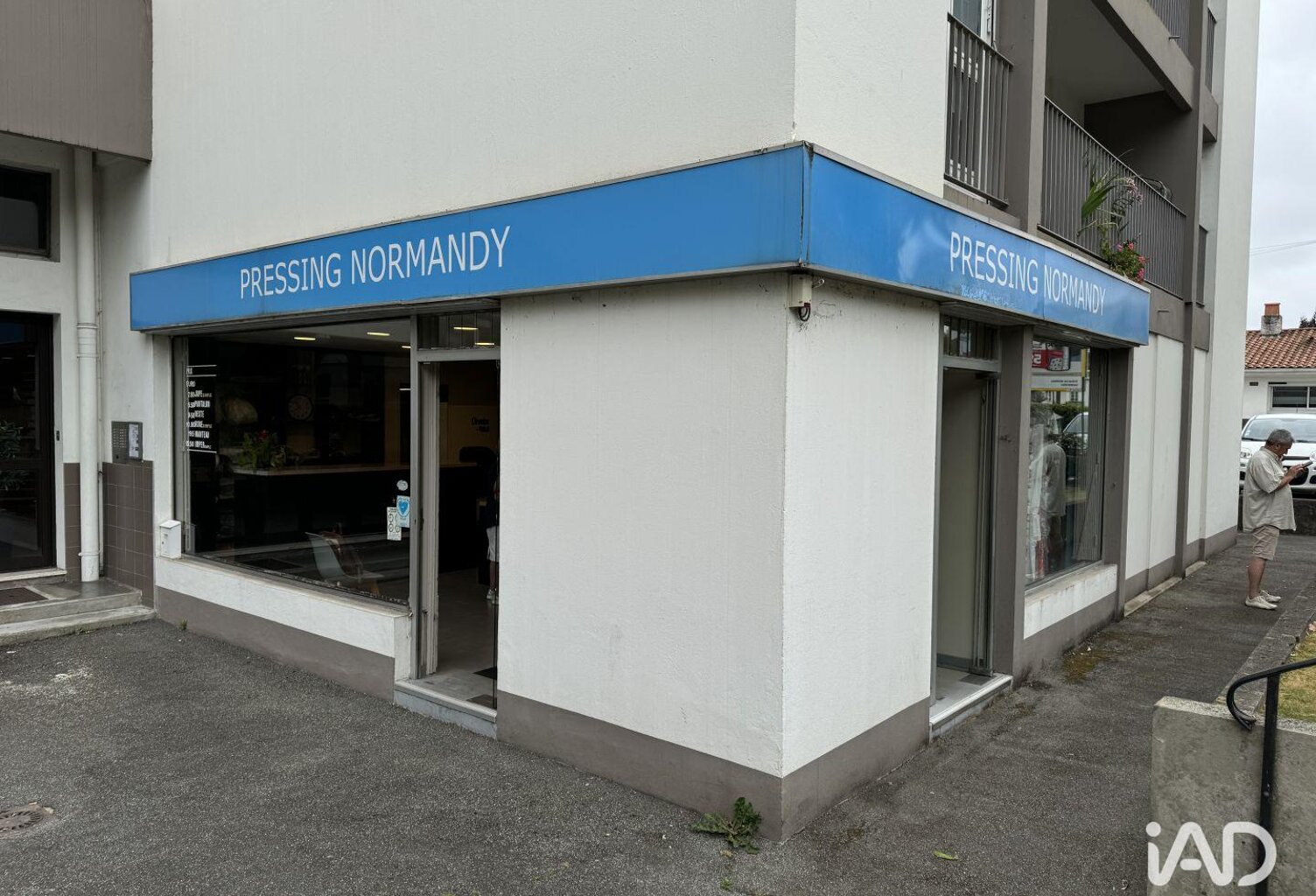 Vente Boutique/Local commercial 88 m&sup2; — photo 1