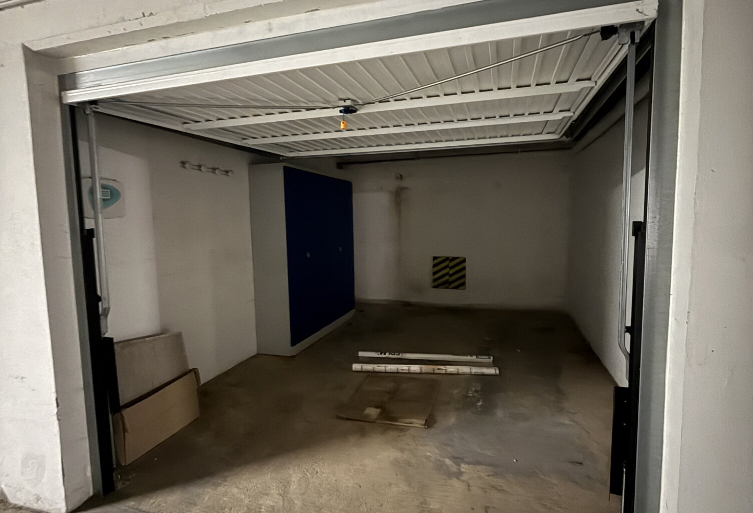 Vente Garage 16 m&sup2; — photo 1