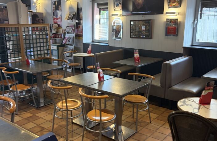 Vente Bar, Brasserie, Tabac 140 m&sup2; — photo 4