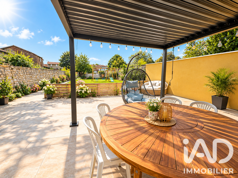 Vente Maison/villa 9 pièces — photo 1