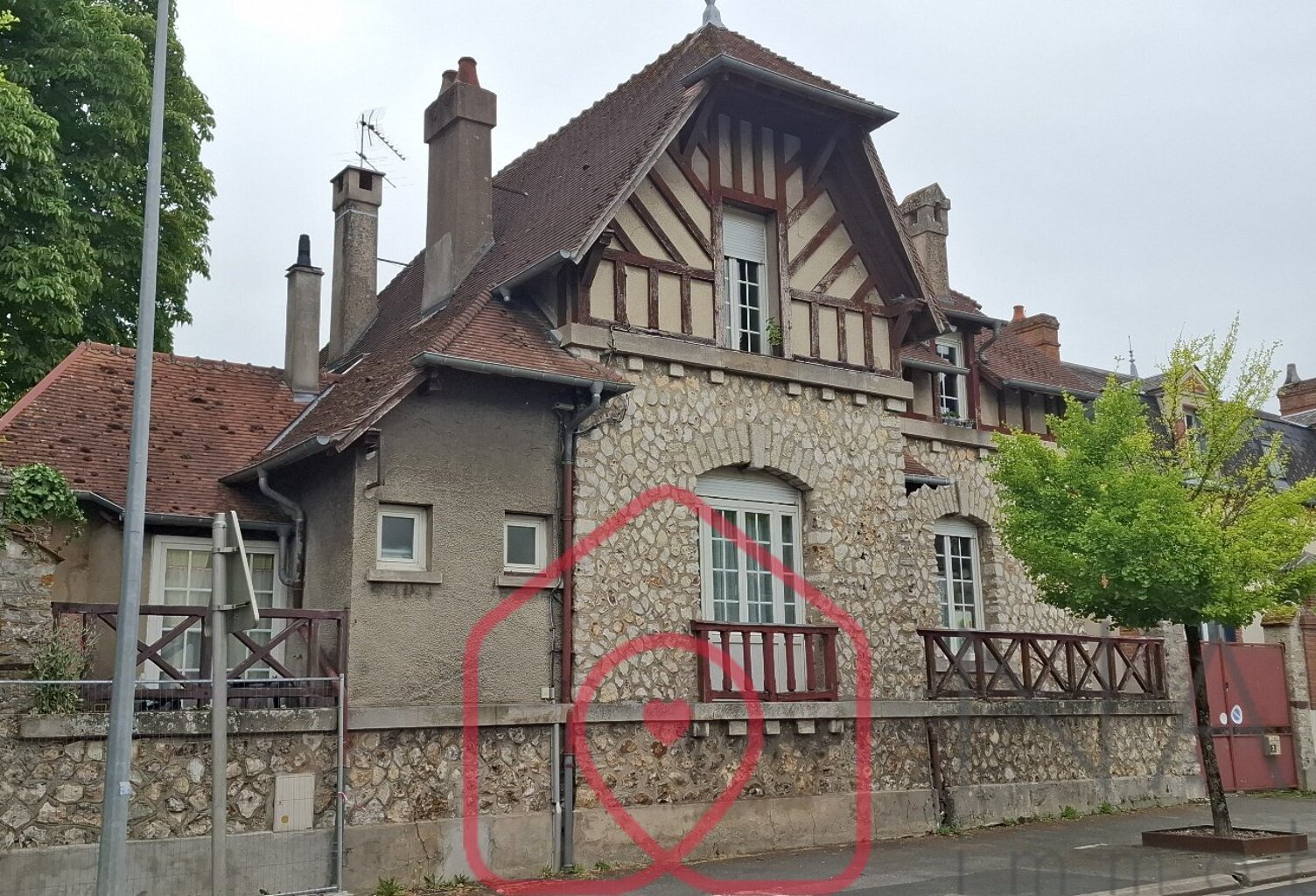 Immeuble locatif -2 T3- 153 m² hab. — photo 1