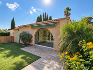SAINT-RAPHAËL   VILLA DE PLAIN-PIED AVEC JARDIN, DANS DOMAINE AVEC PISCINE — photo 2