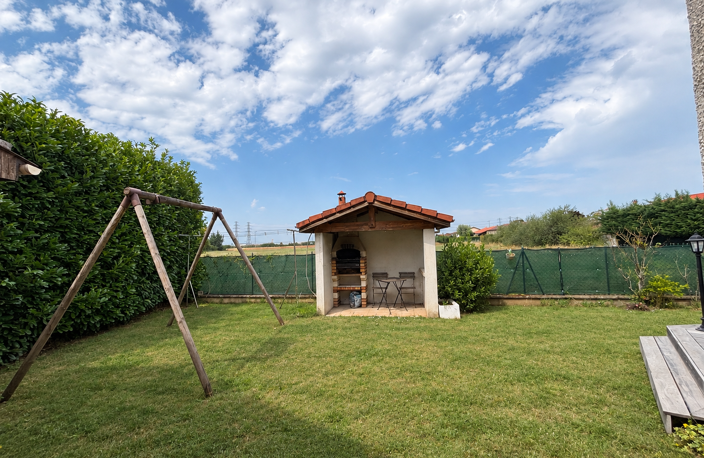 Opportunité à Mions   Maison de 90 m2 avec terrasse et jardi — photo 3