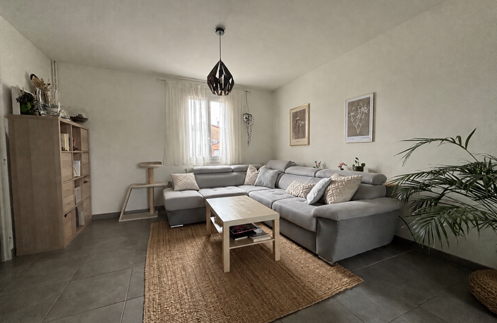 Opportunité à Mions   Maison de 90 m2 avec terrasse et jardi — photo 4