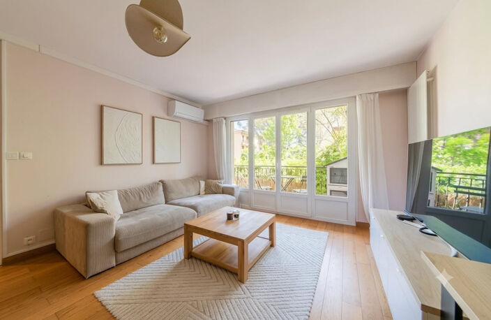 QUARTIER SAINT JEROME - 3P DE 70M² REFAIT A NEUF AVEC JARDIN ET PARKING — photo 4