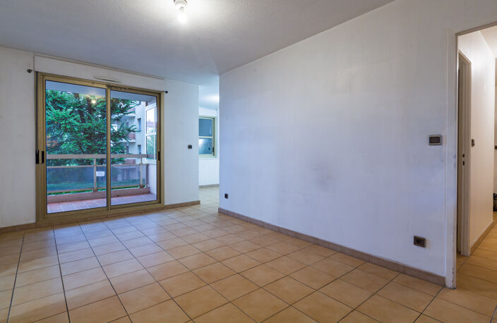 Appartement Type 2 avec terrasse et cave, Rue Buffon, Valence (26000) — photo 3