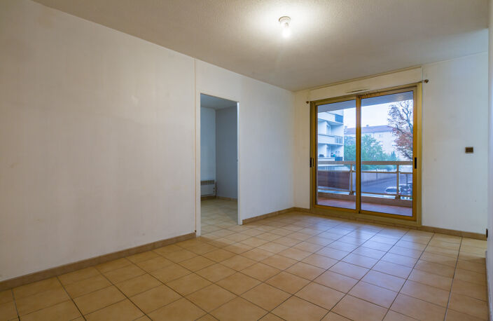 Appartement Type 2 avec terrasse et cave, Rue Buffon, Valence (26000) — photo 4