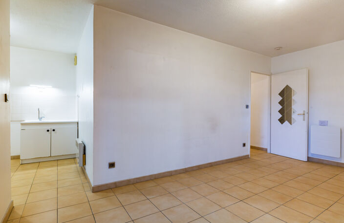 Appartement Type 2 avec terrasse et cave, Rue Buffon, Valence (26000) — photo 5
