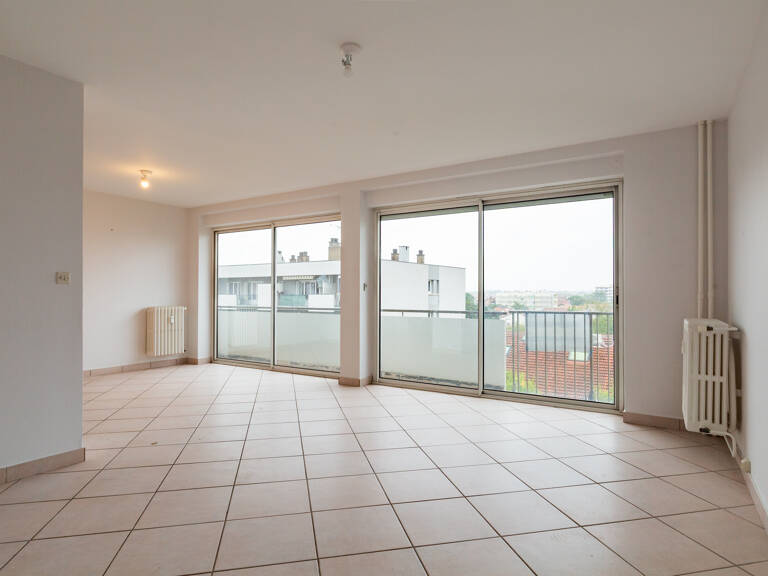 Appartement T4 75 m2 avec balcon, cave et parking couvert, avenue Victor Hugo, 26000 VALENCE — photo 1