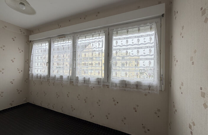 A VENDRE LE MANS LES MAILLETS APPARTEMENT DE TYPE 3 AVEC CAV — photo 5