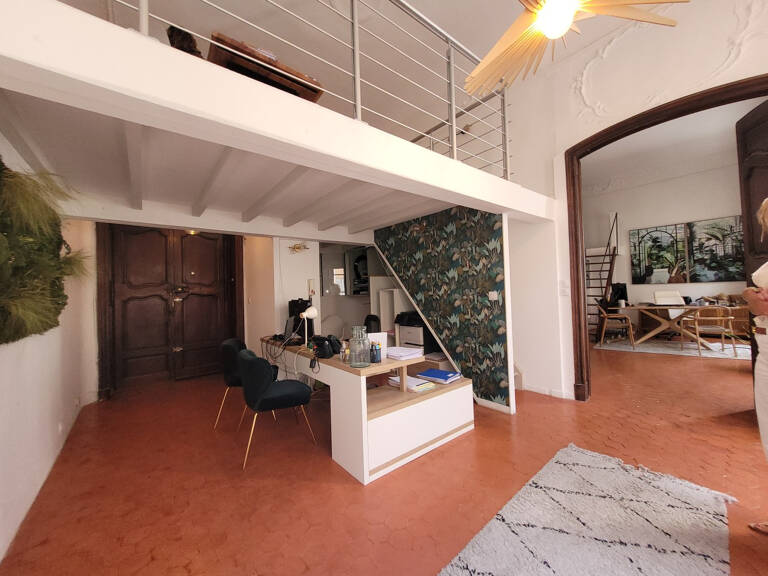 Local professionnel Hypercentre — photo 1