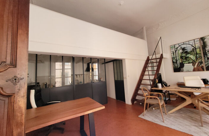 Local professionnel Hypercentre — photo 2