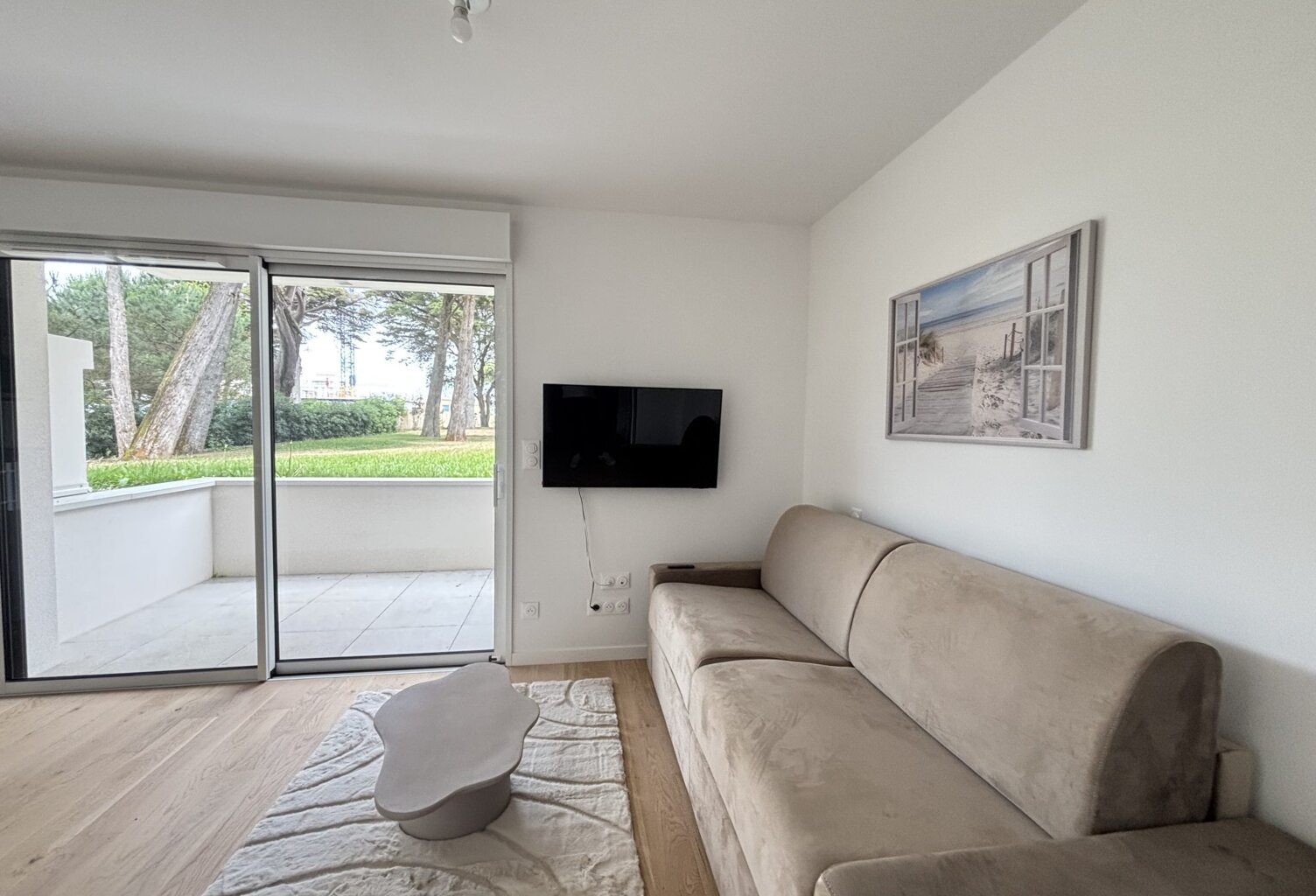 Quartier Arago : Studio récent avec terrasse et parking — photo 1