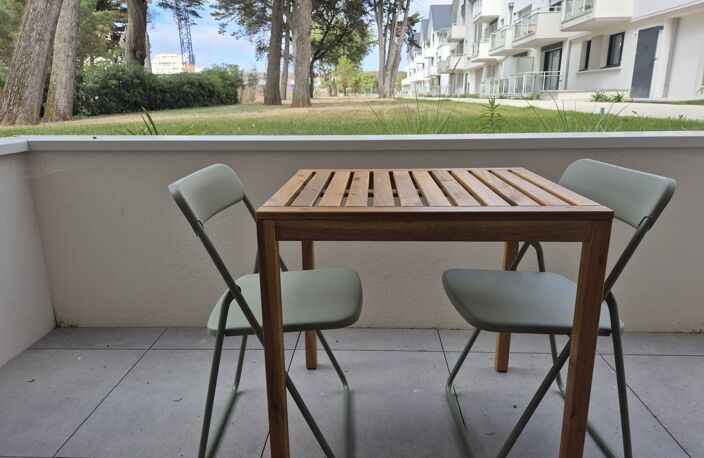 Quartier Arago : Studio récent avec terrasse et parking — photo 2