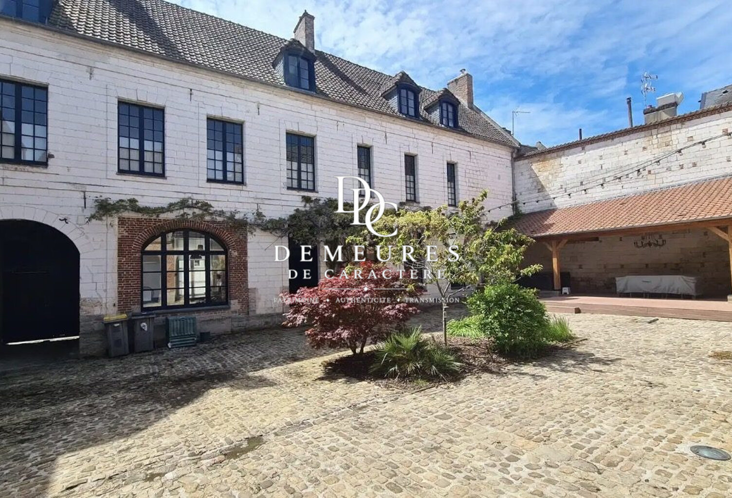 DEMEURES DU XVIII SIECLE - MONTREUIL SUR MER — photo 1