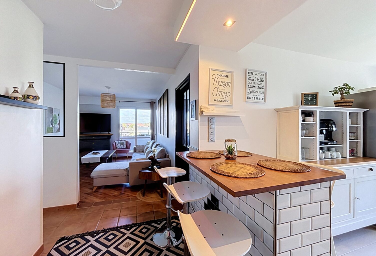 EXCLUSIVITE LA CHAUSSÉE ST VICTOR L'HERMITAGE - APPARTEMENT T4 — photo 1