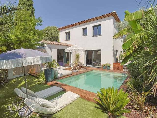 Villa récente 4 pièces de 110 m2 avec piscine !! — photo du bien