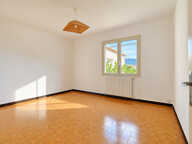 T4 DE 87.5 M2 AVEC TERRASSE, GARAGE ET PARKING PRIVATIF ! — photo 3