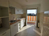 F2 DERNIER ETAGE NICE OUEST NAPOLEON III — photo 4