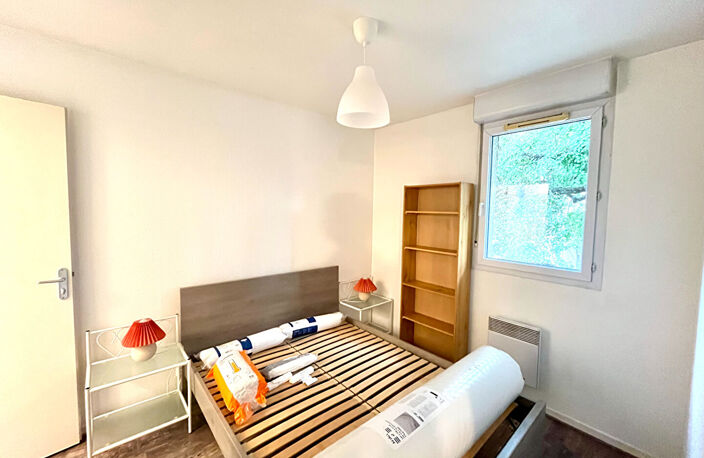 COLOMIERS - MEUBLE  - 35 ²  - BALCON - PARKING — photo 3