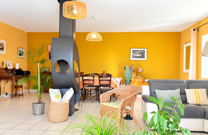 'Exclusivité Swixim Uzès' A 10 minutes d'Uzès, élégante maison en pierre avec piscine — photo 3