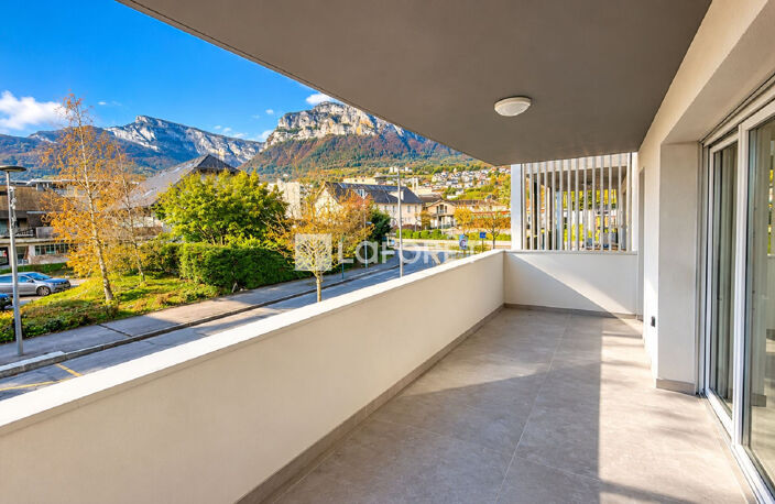 T3 récent avec balcon de 14 m² et garage ? Vue montagnes — photo 2