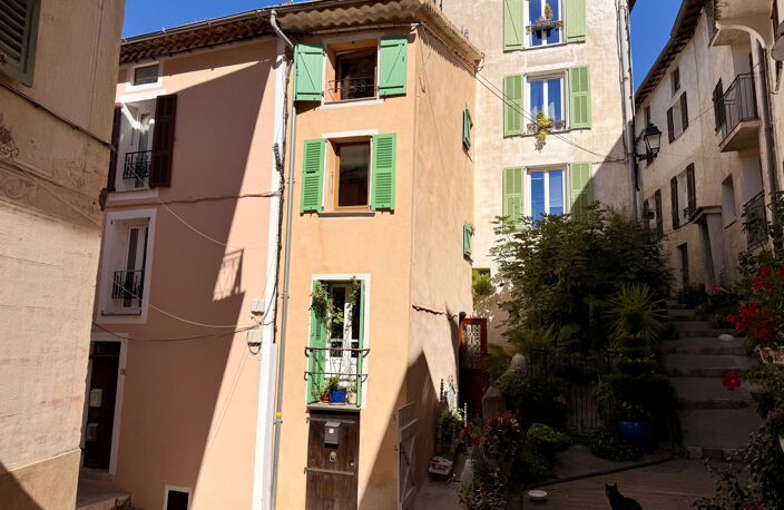 Maison de village 3p au coeur de Gilette — photo 3
