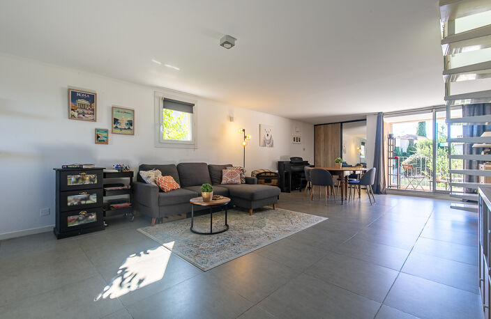 Dernier étage T3 100m2 avec terrasse parking privatif et cav — photo 3