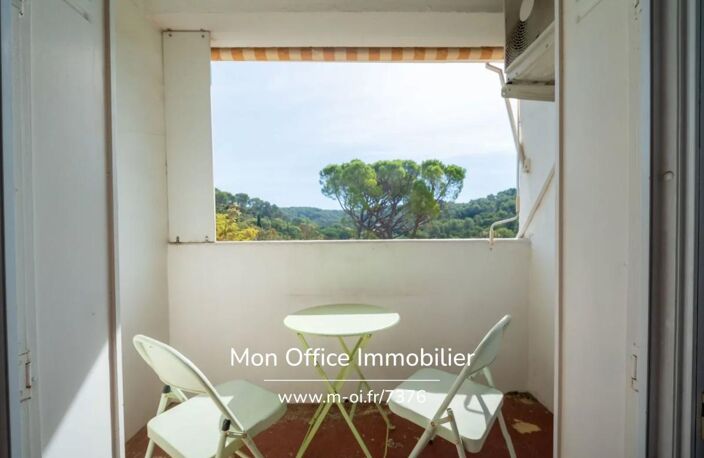 Référence : 7376-SBA - Appartement T3 - Vue dégagée - Aix en Provence — photo 3