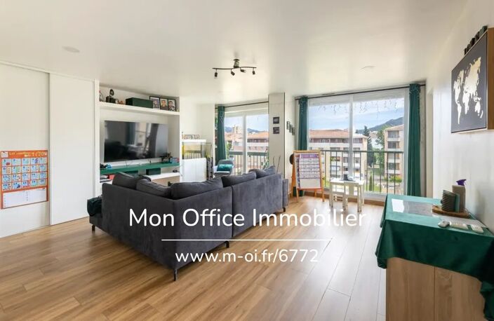 Référence : 6772-GBE - Appartement 4 pièce(s) à Aubagne (13400) — photo 4