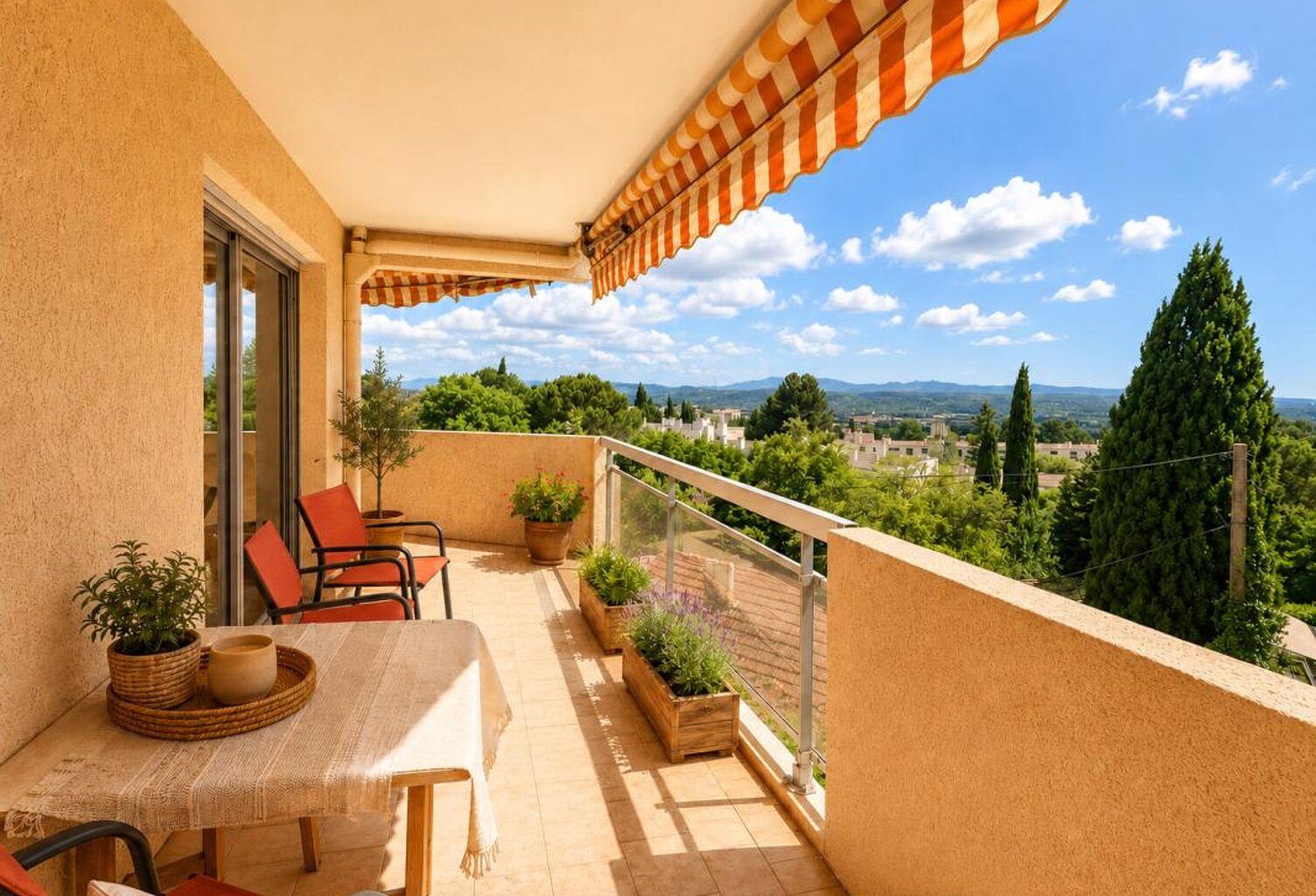 AIX-NORD – TYPE 4 DE 101 M² AVEC TERRASSE ET ASCENSEUR — photo 1