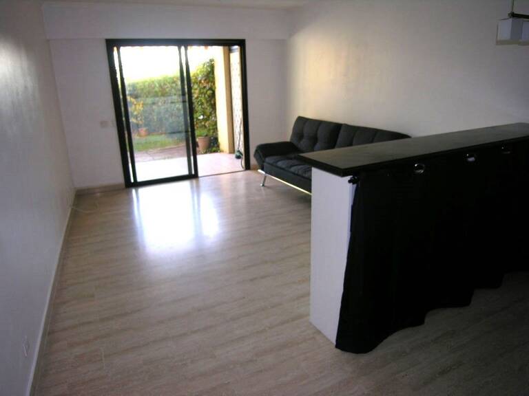 Studio Meublé -RDJ Mougins 1 pièces 32.20 m2 - Cave et parking — photo 1