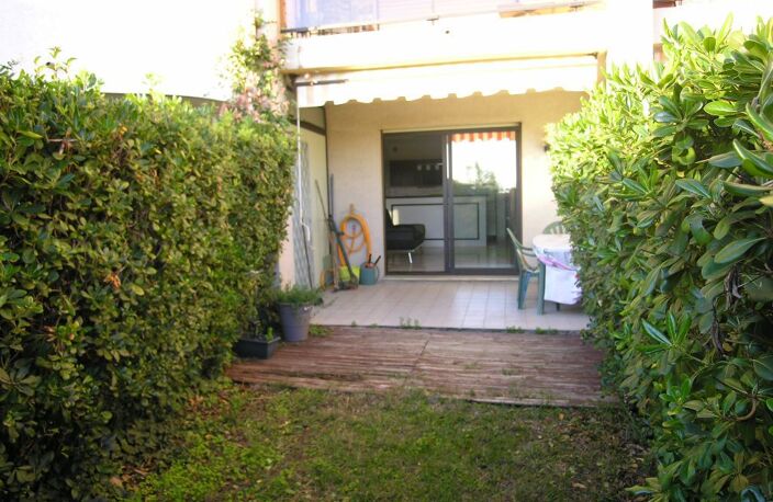 Studio Meublé -RDJ Mougins 1 pièces 32.20 m2 - Cave et parking — photo 3