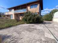 Rare à la vente — Spacieuse maison familiale de 220 m² sur terrain plat de 1 149 m² — photo 3