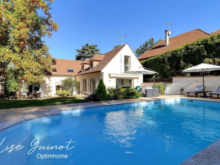 PROPRIÉTÉ FAMILIALE - CADRE ENCHANTEUR — photo 1