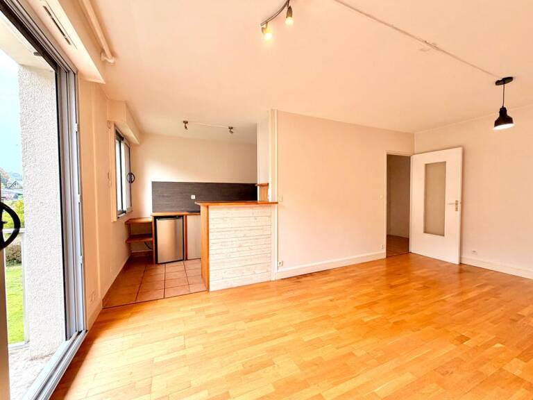 Honfleur - Appartement 2 Pièces avec une belle luminosité à vendre - Dernier étage - Balcon exposé Ouest — photo 1