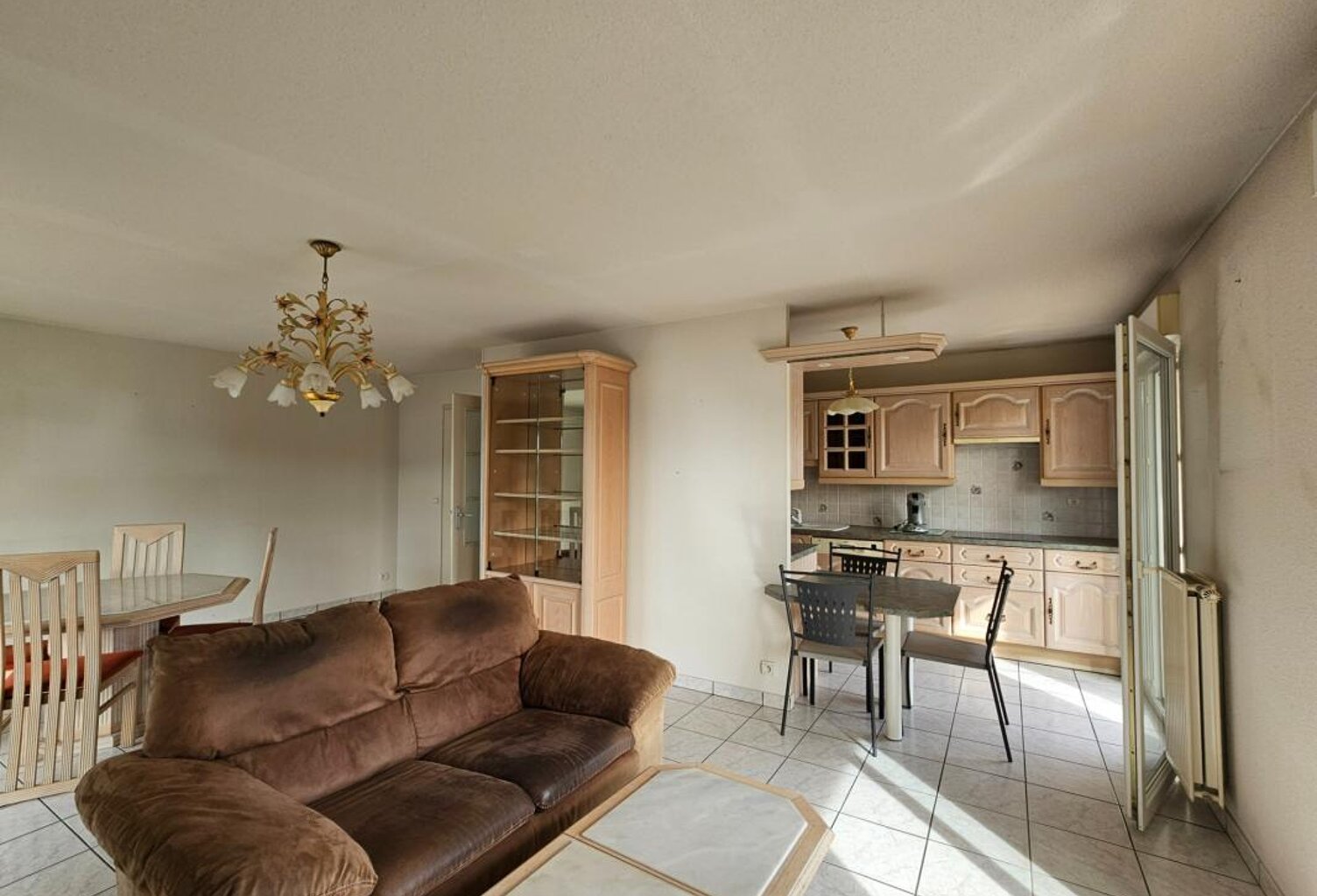Vétraz Monthoux - Proximité Genève - T3 au dernier étage - 75 m² - Terrasse - Balcon - Garage fermé – Cave — photo 1