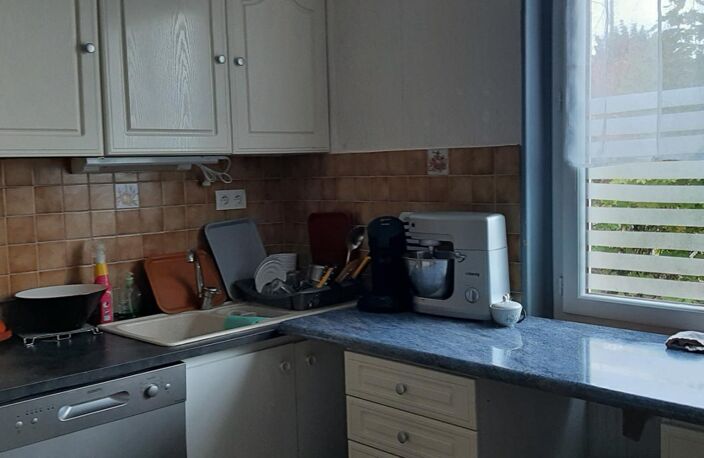 MAISON FAMIALE DE 4 CHAMBRES DANS QUARTIER TRANQUILLE — photo 3