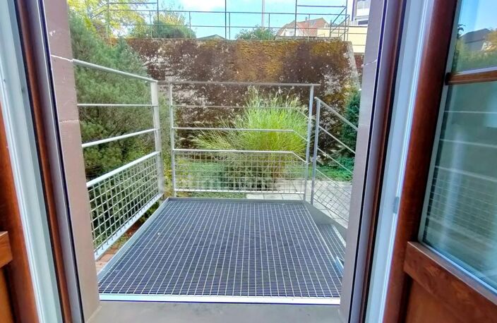 Appartement à louer 2 pièces NIEDERBRONN LES BAINS (67) avec JARDIN privatif, garage et stationnement — photo 2