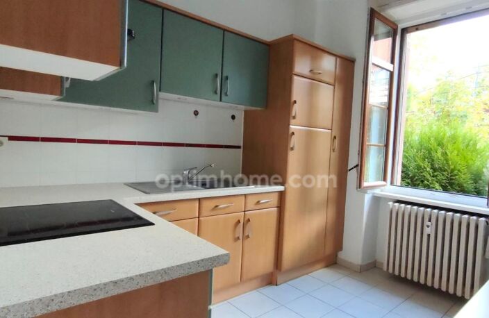 Appartement à louer 2 pièces NIEDERBRONN LES BAINS (67) avec JARDIN privatif, garage et stationnement — photo 4