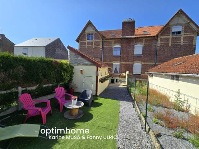 HIRSON (02) - 🏡 Vente maison avec 4 chambres 🛏️🛏️🛏️🛏️, cour 🚗 et terrain — photo du bien
