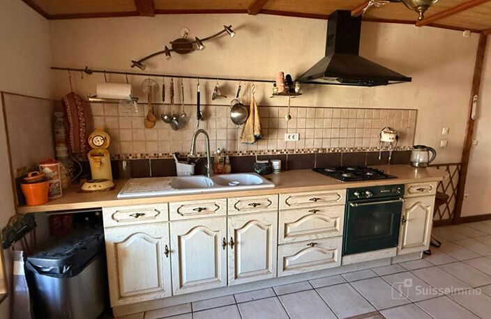 Maison de village Oyonnax 3 pièce(s) 98 m2 et dépendances — photo 5