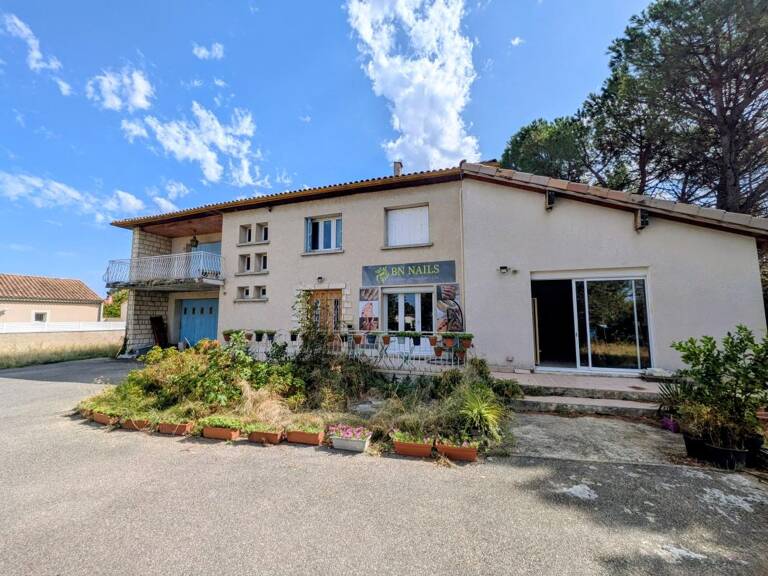 Maison À Vendre — photo 1