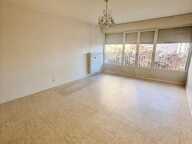 Grand T3 de 84 m² – 4e étage avec ascenseur – Balcon et vue dégagée — photo 2