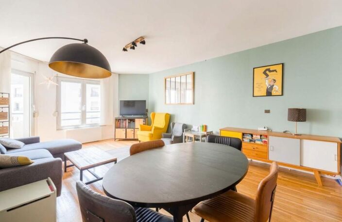 EXCLUSIVITÉ – Appartement T4 traversant en étage élevé avec balcons – Rue Moncey (Lyon 3ᵉ / limite 6ᵉ) — photo 2