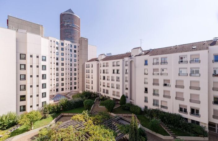 EXCLUSIVITÉ – Appartement T4 traversant en étage élevé avec balcons – Rue Moncey (Lyon 3ᵉ / limite 6ᵉ) — photo 4