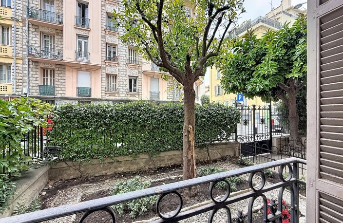 Nice Clémenceau – 2 pièces traversant 49,50m² — photo 2