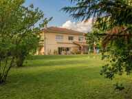 Maison 5 chambres, piscine et grand jardin – Champagne-au-Mont-d’Or — photo 2