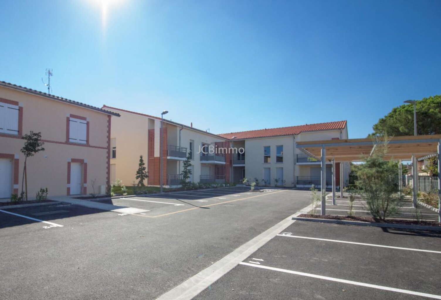 Blagnac - T2 avec Terrasse et Parking — photo 1