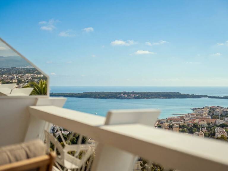 Appartement d’Exception en Dernier Étage avec Vue Mer – Cannes C — photo 1